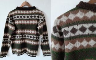 pull en laine motif géométrique vintage, taille supérieure en tricot vert et brun petite