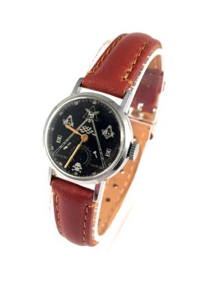vintage Masonic femmes montre par ZARIA . Montre décontractée pour dames avec nouveau bracelet en cuir. Montre maçonnique. Les femmes occasionnelles regardent. Petite femme regarder