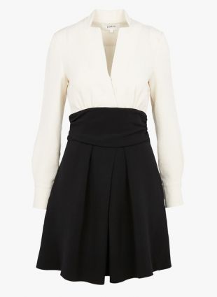 ROBE COURTE CINTRÉE COL TUNISIEN ECRU