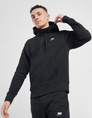 The hoody black Nike worn by Jamie 