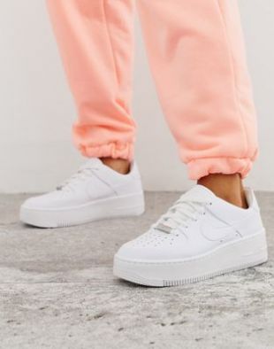 White Low Trainers Sneakers