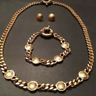 Authentic Gianni Versace iconic Medusa Head & Greca Medallion Gold Tone Necklace