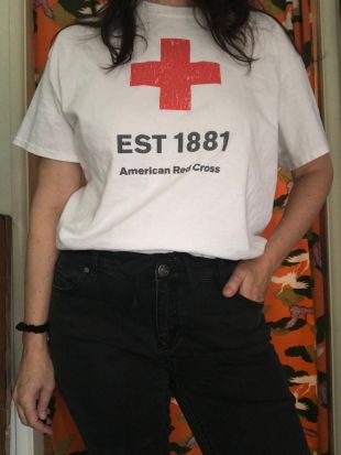 T-Shirt croix rouge