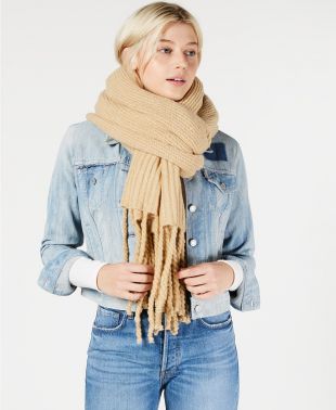 Knit­ted Scarf