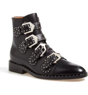 Givenchy - Leather An­kle Boots