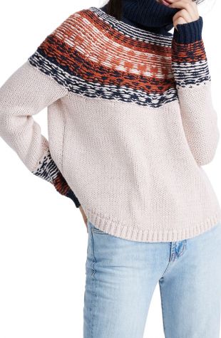 Turtle­neck Sweater