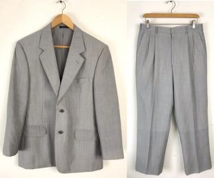 90s Light Gray Two Piece Suit Hommes Taille 38R - 32W, Light Gray Mens Suit, vintage Gray Suit, Costume Classique, Costume d'événement formel, 90s Costume Homme