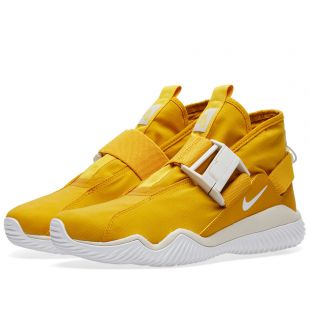 NikeLab Komyuter Premium