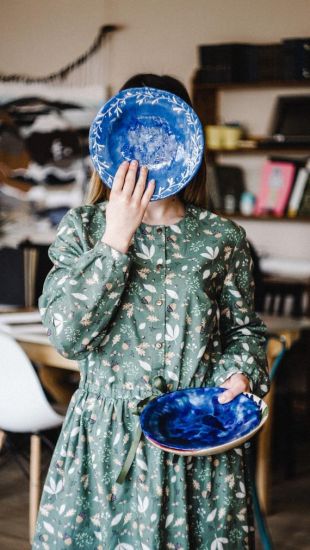 jodie comer blue floral dress Clover Mother Of The Bride Dress For Beach Wedding 2 Pieces A Line V Neck Appliqued Knee Length Mother Of The Bride Dresses With Jacket