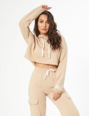 Sweat crop superhero • Jennyfer
