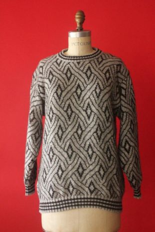 Vintage 80's Heather Grey and Dark Grey Abstract Pattern Long Sleeve Pullover Sweater
