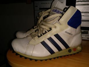 Sneakers Adidas Jogging High in the clip A. D. A. S Twista | Spotern