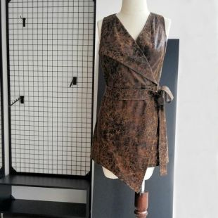 Vêtements futuristes, Robe en cuir, Robe en cuir faux, Robe Steampunk, Vêtements Pixie Festival, Burning Man Clothing Women, Viking Dress