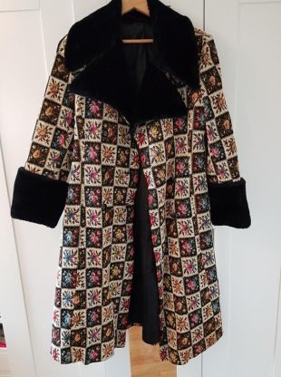 Cool des années 60/70 tapisserie manteau et jupe assortie VINTAGE
