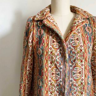 Manteau en tapisserie des années 1960