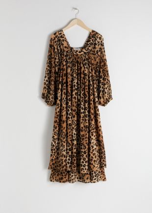 Leop­ard Dress