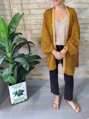 Moutarde Floral Kimono, Dressing Robe, Boho Cardigan, Kimono femmes, Cadeau pour elle, Boho Kimono, Kimono tsigane