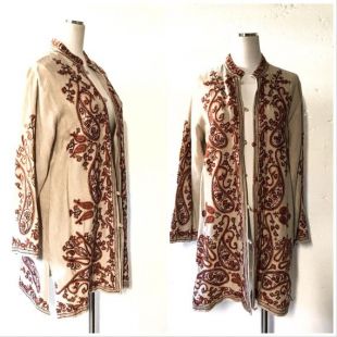 Vêtements indiens ethniques brodés Cardigan Duster Hippie Vêtements Hippy Vêtements Floral Kimono Fabriqué à la main en lin vintage Cardigan Vtg