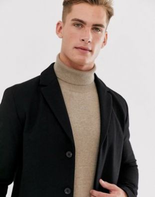 Manteau noir en laine recyclée
