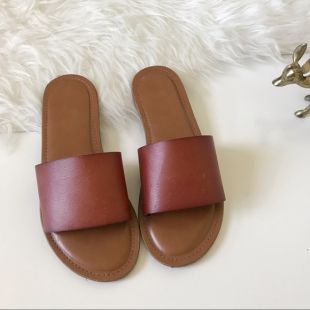 Kerrigan Slide Sandal