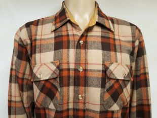 Vintage 80's homme Hommes Arrow Sportswear brun flanel chemise à manches longues taille large.