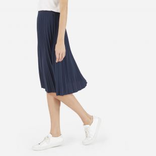 everlane pleated skirt