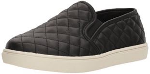 Ecentrcq Slip-On Fashion Sneaker