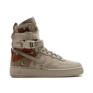 Produktbild von Nike SF AF1 'Special Field' - Militär-Sneaker In Größe 8
