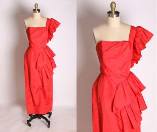 1980s Red Taffeta Asymmetrical One Shoulder Cascading Ruffle Formal Prom Dress par David Howard pour Climax -S