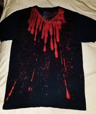 T-shirt Black Blood Splatter
