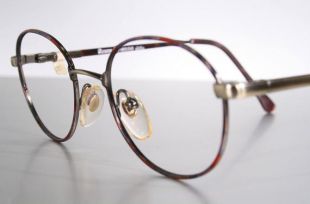 UNworn LUNETTES FINESSE ELASTIC Early 90's Colorful Multicolor Women’s Oval Eyeglass Frames Old Stock New Size Medium Spring Hinges (en)