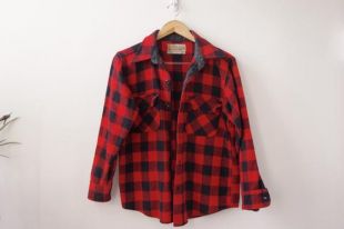 Années 1970 si Woolens Red Black Buffalo Plaid Wool Flannel Button Down Shirt Taille M Deux poches de coffre