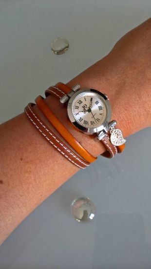 Montre bracelet, double tours, en cuir orange et marron surpiqûres, accessoires pour femme, accessoires de mode, personnalisable, feuille