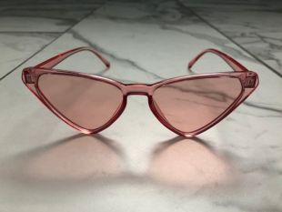 Lunettes de soleil roses/ Lunettes de soleil pointy/ lunettes de soleil rétro/ Lunettes de soleil rose claire/ Lunettes de soleil Cateye/ Lunettes de soleil CatEye/ Sunnies roses/ Été