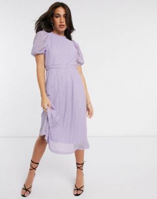 lace midi dress with puff sleeves in lilac