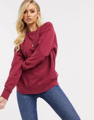 Bur­gundy Sweat­shirt