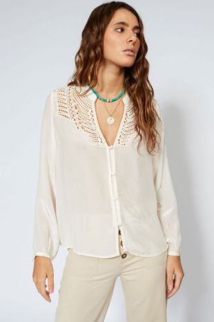 chemise à empiècements