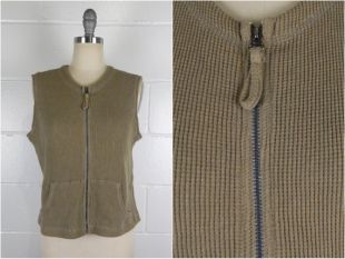 Women's Vintage 90s Olive Drab Cotton Thermal Waffle Knit Boxy Sleeveless Zip Up Vest with Pockets // Size S