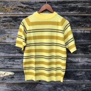 chemise en tricot rayé des années 60 mod moutarde jaune jaune chemise brune pull à manches courtes 1960s rétro surf surfer tee acrylique Penneys hommes M 38"