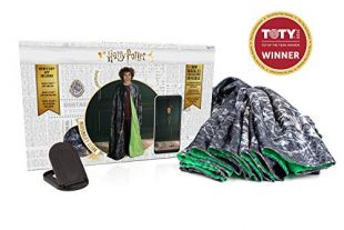 La réplique de la cape d'invisibilité de Harry Potter (Daniel Radcliffe)  dans Harry Potter à l'École des sorciers
