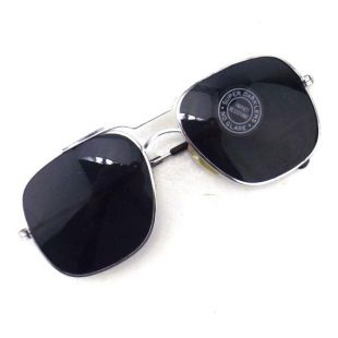 lunettes de soleil aviateur carré esfilantes lentille noire foncée cadres en métal argenté vintage années 80 NOS