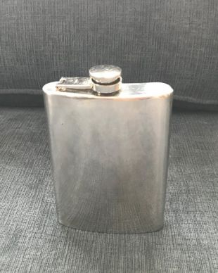 Flacon d'acier inoxydable vintage