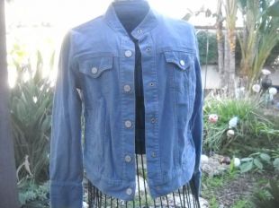 BABY BLUE CORDUROY Trucker Jacket, Biker Jacket Western Jacket, Small, par Gap 98% Cotton 2 Spandex, Embossed snaps, Goldenrod Topstitching