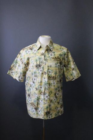 Mens Tropical Shirt. Island Floral Print. Summer Surf Shirt. Size Large. Gogovintage