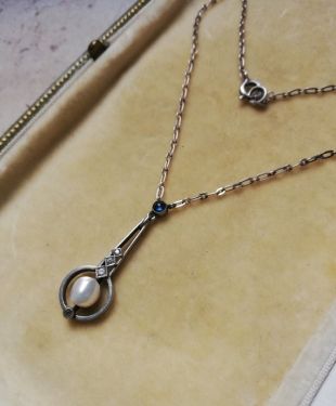 c1915 Pendentif et chaîne en argent ÉDOUARDIAN avec saphir, perle et pâtes claires -élégant!