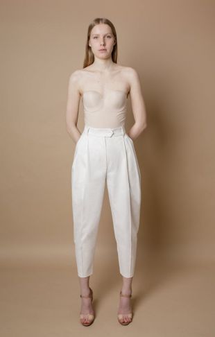 Pantalons plisés blancs Taille haute effilée avec des poches
