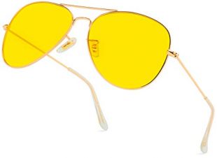 Yellow Sunglasses worn by Macarena Ferreiro Maggie Civantos in Vis a Vis:  El Oasis | Spotern