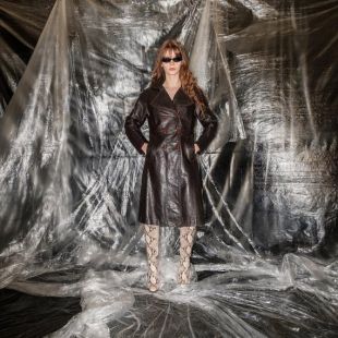 trench en cuir brun vintage à double poitrine