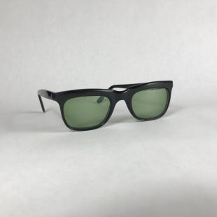 Lunettes de soleil Noires Essel Elite