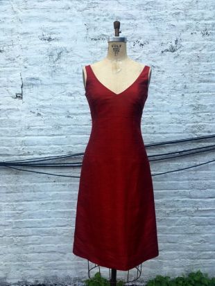 Ruby Red Silk Shantung V cou A ligne Cocktail Dress